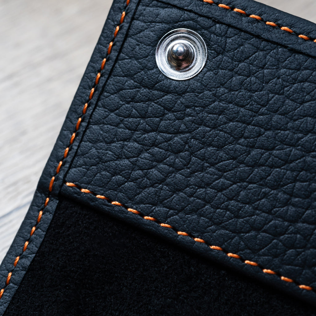Noir Leather Watch Roll – One Watch