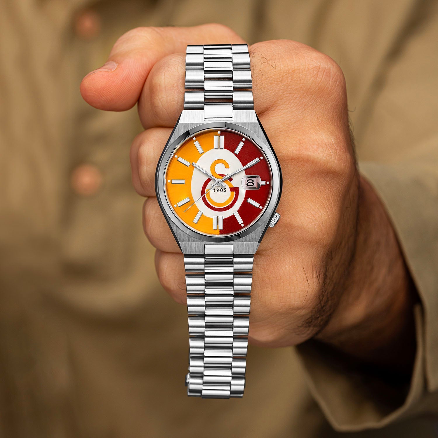 Citizen Tsuyosa 40 Aslanlar Sahada – Hand-painted custom Citizen Tsuyosa featuring Turkish football heritage in yellow and red, a bespoke timepiece by IFL Watches